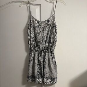AQUA Women’s Romper Size XS
